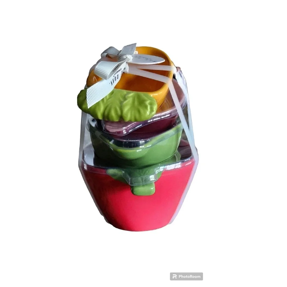 Rae Dunn Vegetable Measuring‎ Cups